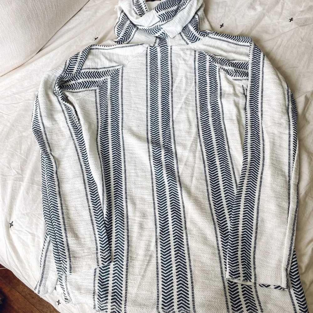 Hooded Poncho Sweatshirt - Picture 3 of 6